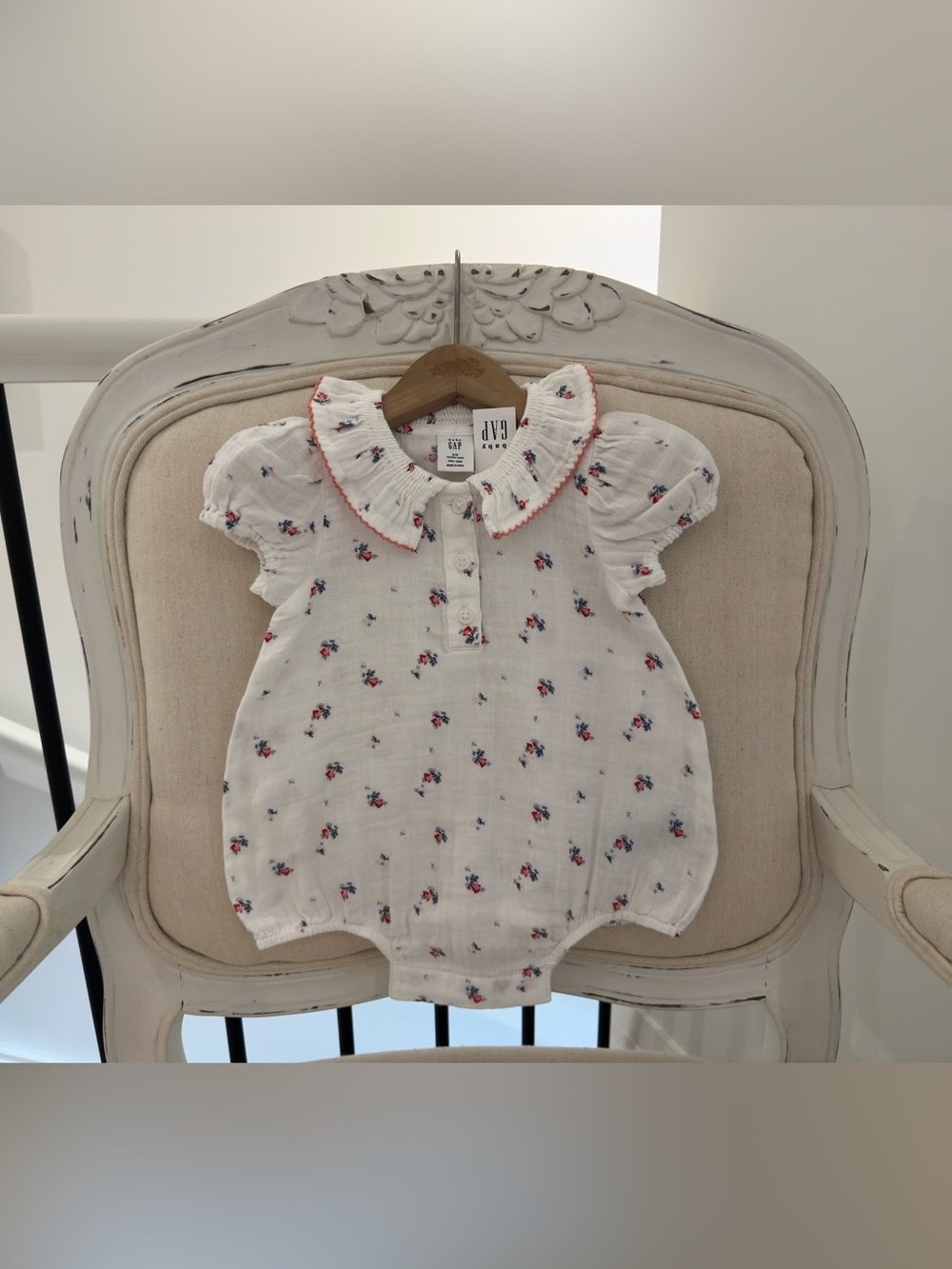 🦢 6~12 Mth GAP French Floral 100% Cotton Puff Sleeve Bubble Baby Romper NWT